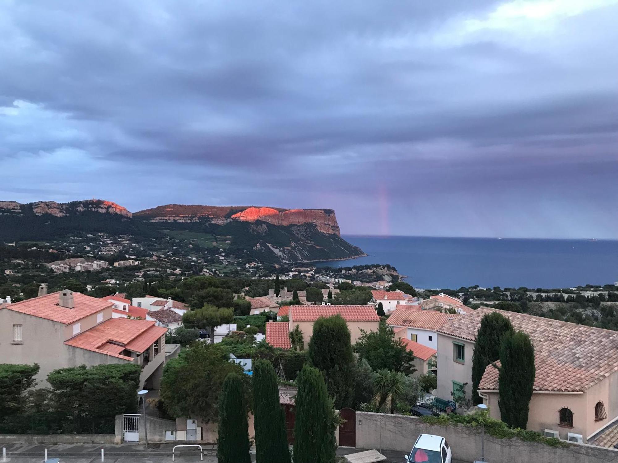 Magnifique Studio Cassis Vue Mer Exterior photo